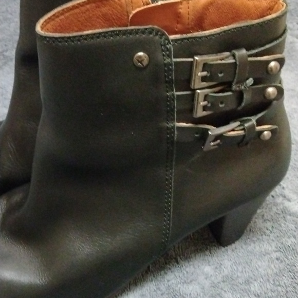Pikolinos Beautiful black leather zip up boots, Spain size 38 (size 7.5-8)GUC - Picture 5 of 8